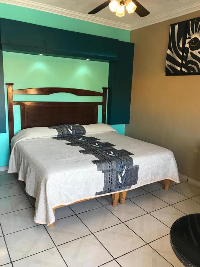 Hotel Paraiso Del Valle Ciudad Constitución Kültér fotó