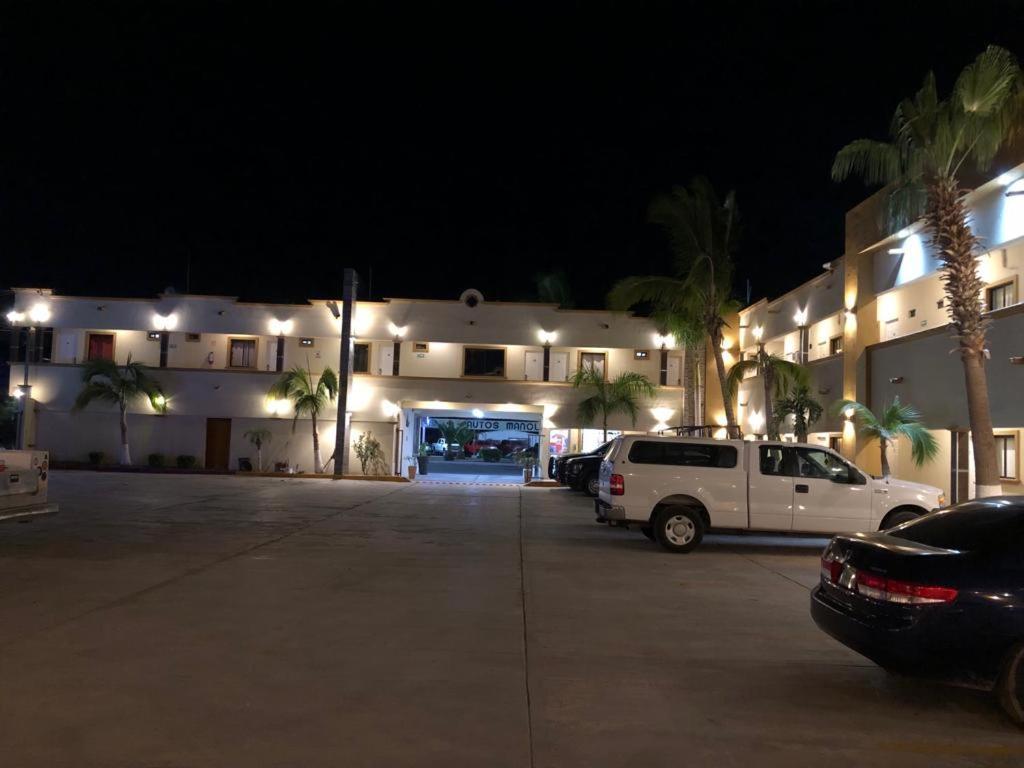 Hotel Paraiso Del Valle Ciudad Constitución Kültér fotó