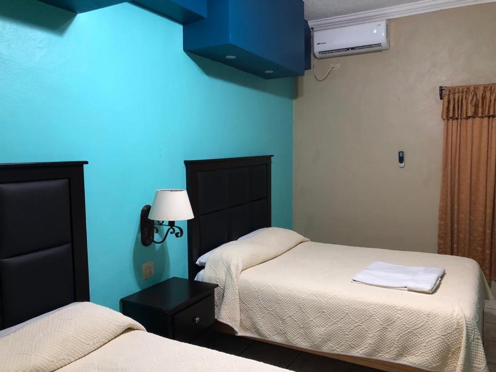 Hotel Paraiso Del Valle Ciudad Constitución Kültér fotó