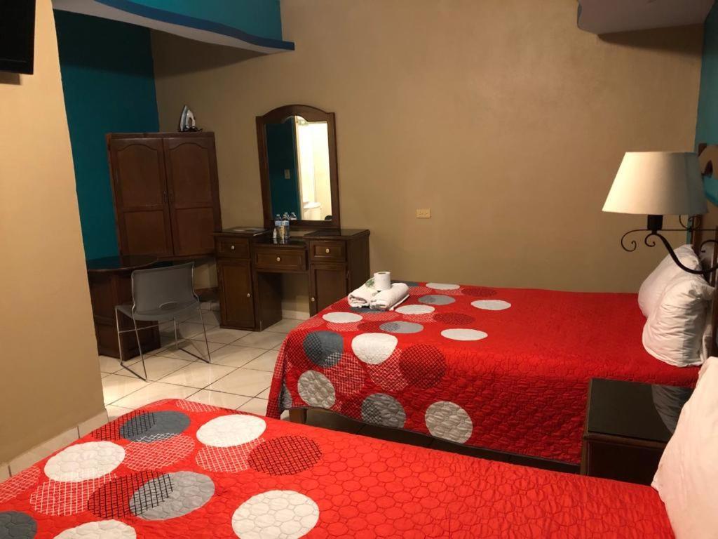 Hotel Paraiso Del Valle Ciudad Constitución Kültér fotó