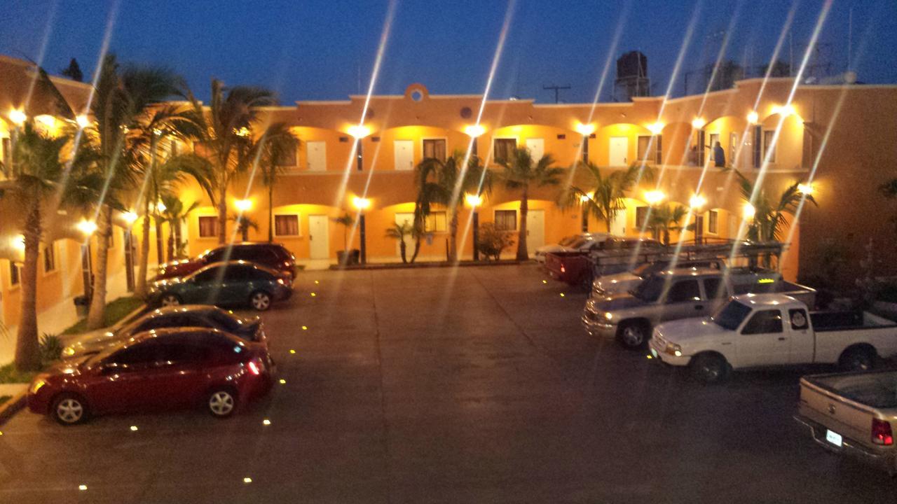 Hotel Paraiso Del Valle Ciudad Constitución Kültér fotó